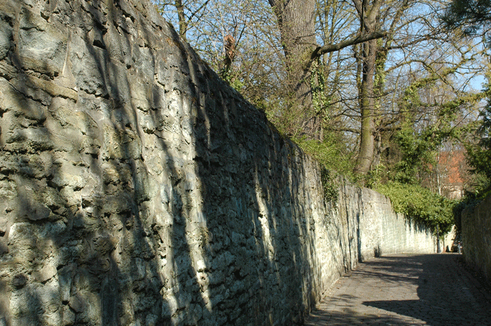 Der Steingraben mit dem Soester Sattel in Grünsandstein Stadtführung in Soest