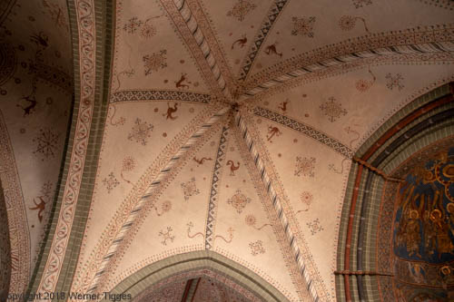 Hohnekirche Soest Innenraum - Deckenmalerei©W. Tigges