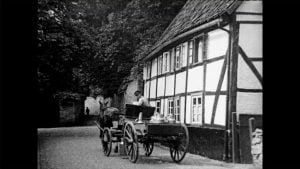 Historische Bilder aus Soest - Pferdefuhrwerk im Steingraben, vor dem alten Stadtkrankenhaus