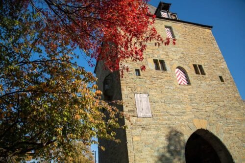 Besondere Stadtführung im Herbst in Soest Das Osthofentor