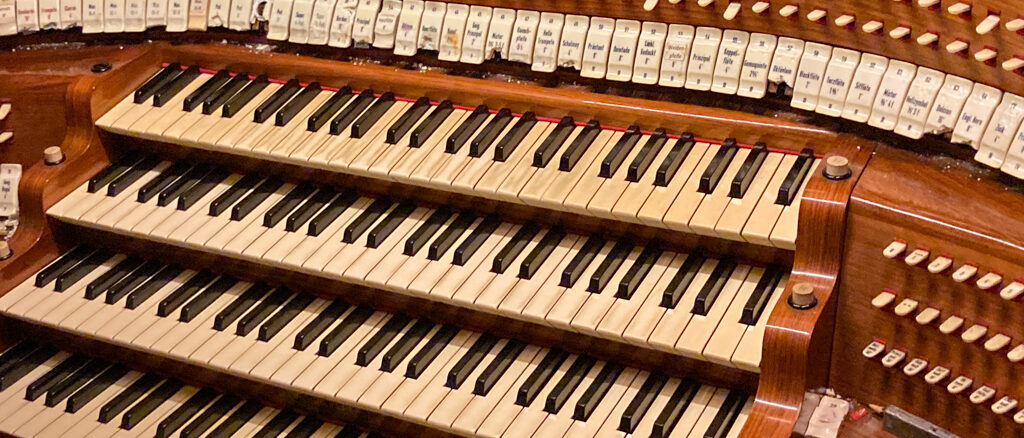 Der Orgel-Spieltisch im Patroklidom Soest