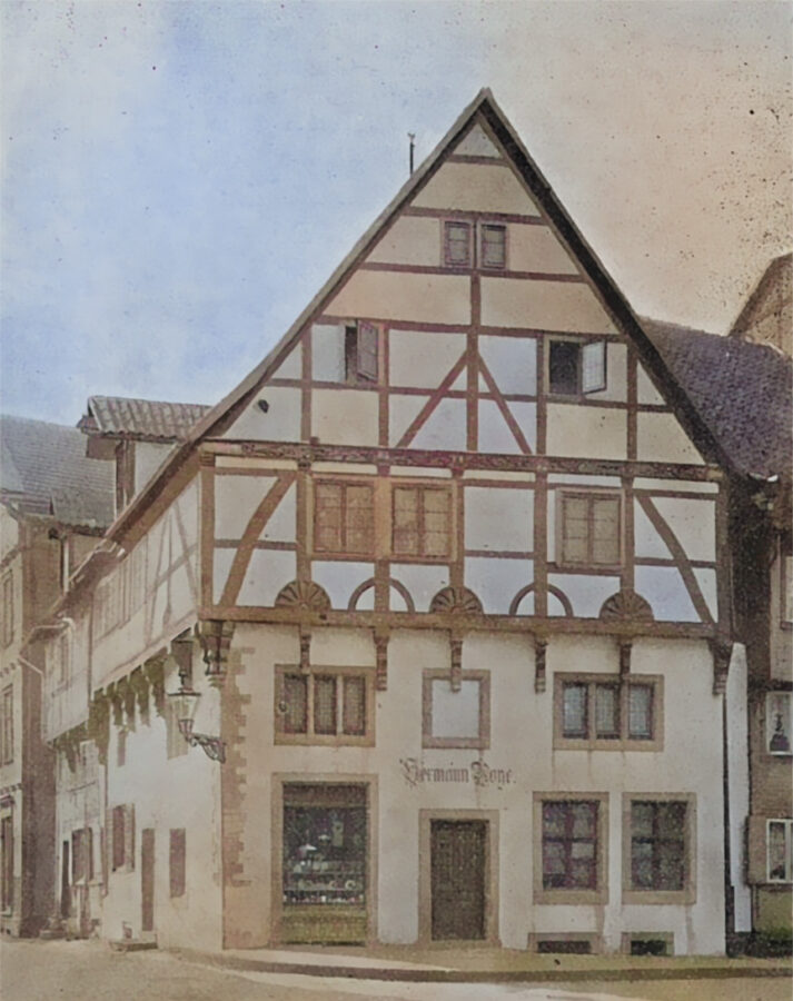 Das Stadtjägerhaus in Soest am Petrikirchplatz in direkter Nachbarschaft zur Petrikirche.