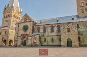 Der Petrikirchhof in Soest zu sehen bei Rund um den Patroklidom-Soest im Spiegel der Geschichte ©stadtfuehrung-soest.de Auch mit Rabatt für Gemeinnützigkeit. ©stadtfuehrung-soest.de