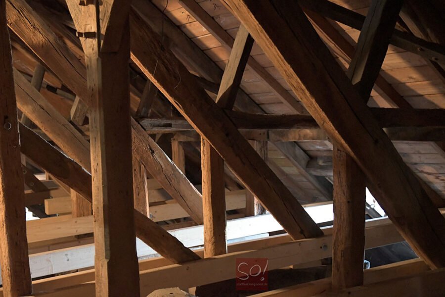 Dachstuhl der Petrikirche in Soest entdecken bei Stadtführung-soest.de