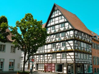 Historisches Fachwerkhaus Haus zur Rose in der Soester Altstadt bei einer Stadtführung in Soest 2026