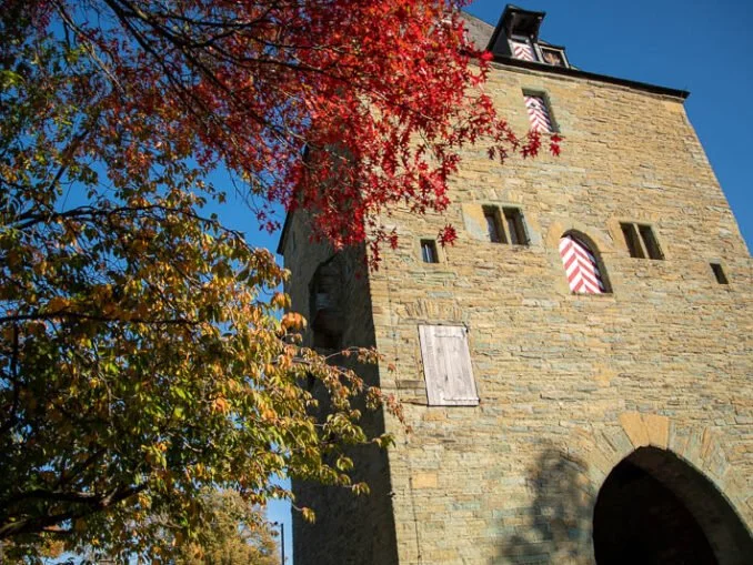 Das Osthofentor in Soest bei einer Stadtführung besuchen.